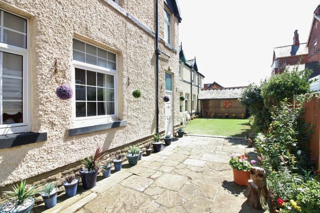 The Coach House Apartment Lytham St Annes Dış mekan fotoğraf